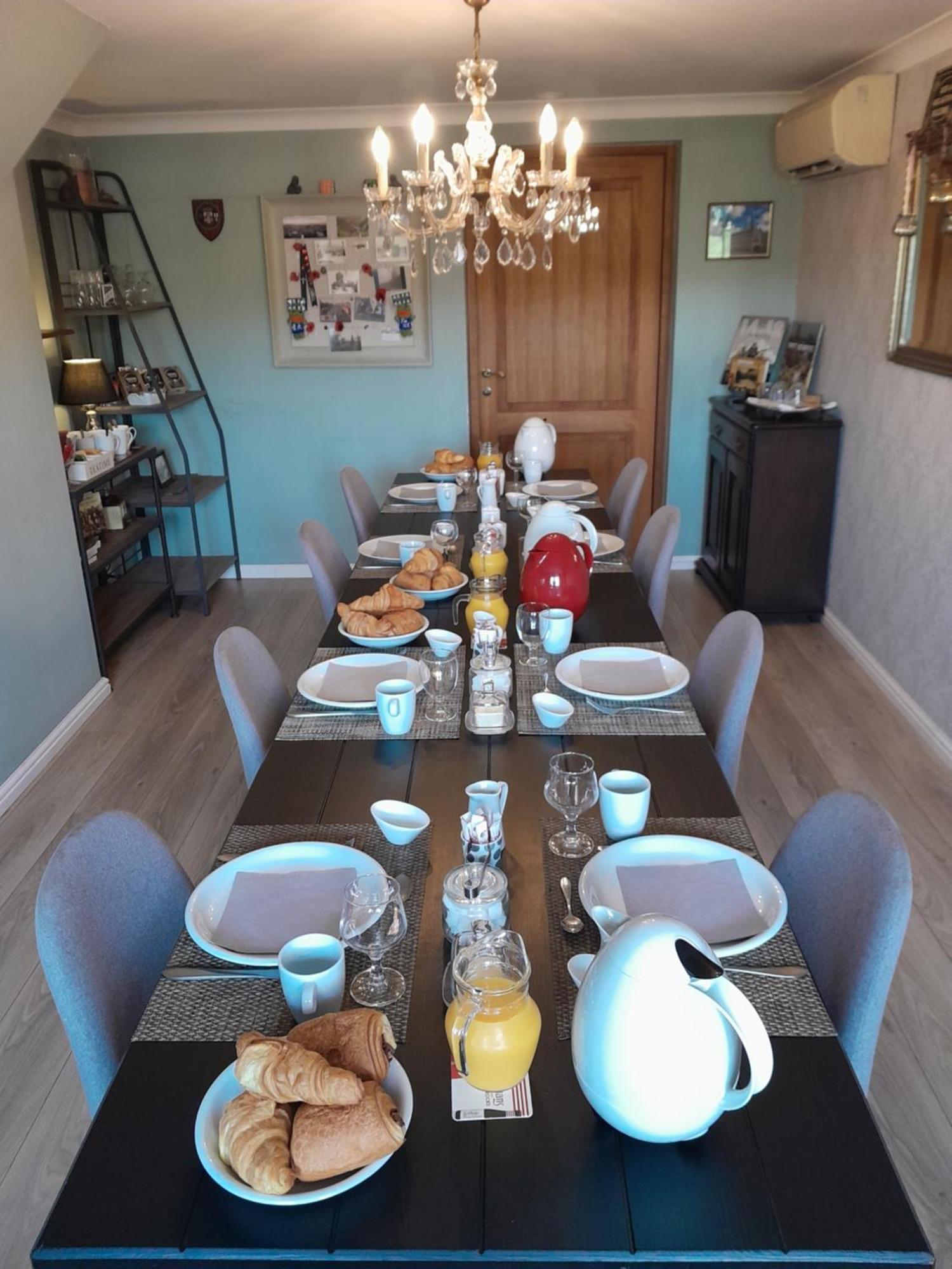 Juliette'S Acomodação com café da manhã Ieper Exterior foto